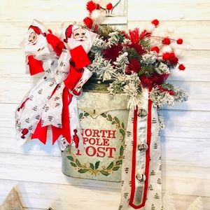 Letters to Santa Go Here